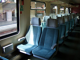 EUR165-GER_RBの2等車.jpg
