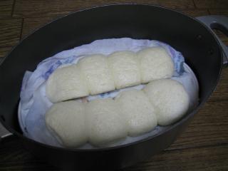 焼きまんじゅう：蒸かす前