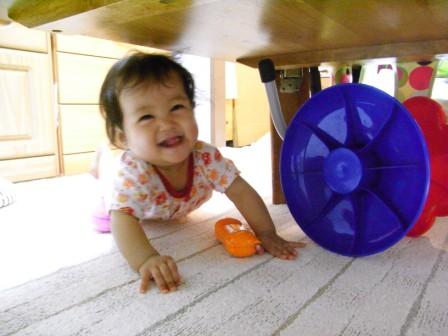 あかり子ちゃんの椅子とはるか子ちゃん