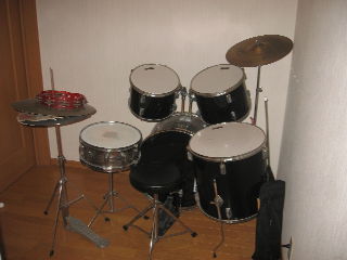我が家の楽器　ドラム