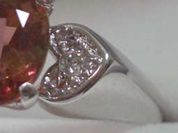 コーイWGトルマリンリング(ハート部アップ)