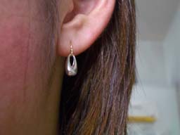 アンジェK18×SVピアス着用