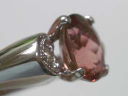 コーイWGトルマリンリング(石・横から)