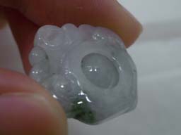 ジェダイト翡翠如意運変わり(斜め)