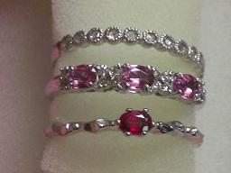 ベーネダイヤ＆Pトル３石サイズ比較