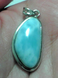 ラリマーペントップ