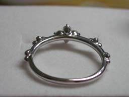 ベーネWGダイヤクアトロリング(裏)