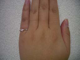 ベーネWGダイヤクアトロリング着用