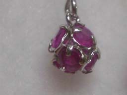 AYAルビーくす玉(アップ)