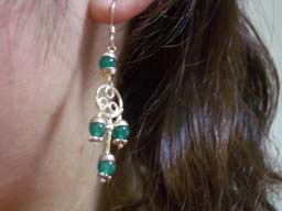 玲さんカウプレピアス着用