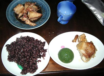 鶏肉、黒米