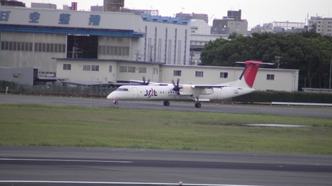 JAL02.JPG