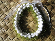 Crochet Lei Double Pikake