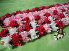 Mini Carnation Lei