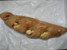 スモークサーモンとクリームチーズのフィセル.JPG
