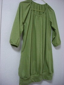 ニットでチュニック