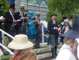 ascot11