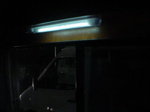 LEDチューブ