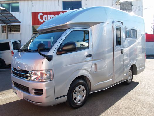 トム200