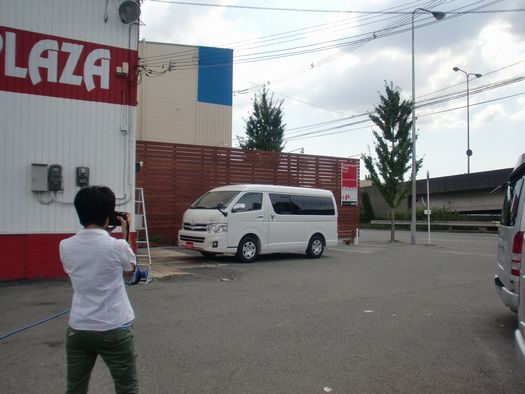 新型ハイエース写真撮影