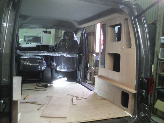 NV200試作