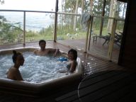 テニスの後はスパでスッキリ！