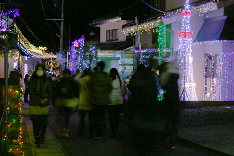 2010-12-18, 西嶋イルミ02.jpg