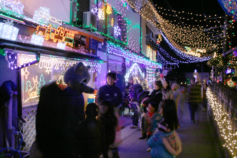 2010-12-18, 西嶋イルミ07.jpg