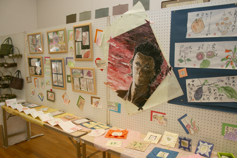 2010-11-27, 第2回身延町総合文化祭（文化文芸作品展示） 06.jpg