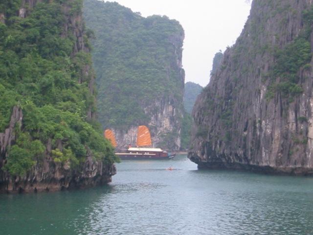 Halong2