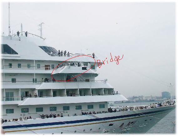 ワールドＣ出港05