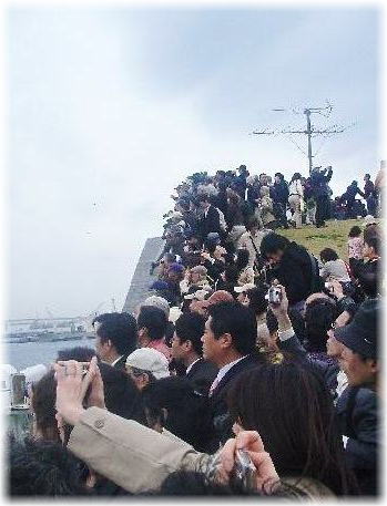 ワールドＣ出港06