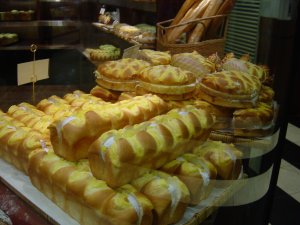 クリームブレッド