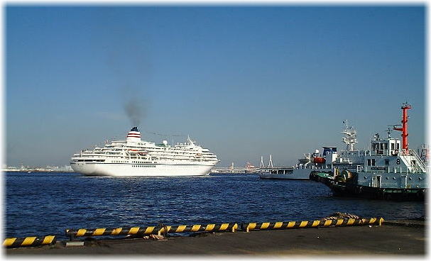 飛鳥＠横浜　2001.1.24　WC出港