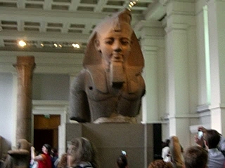 2011ロンドン大英博物館ラムセス2世像