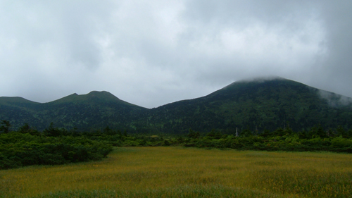 上毛無岱より井戸岳・大岳