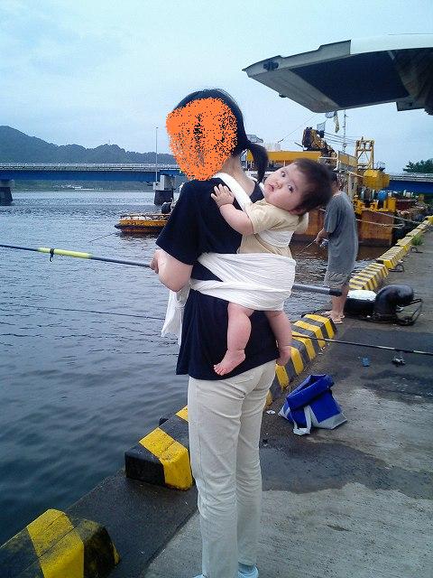 釣り　おんぶ