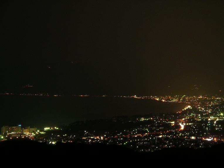 湘南平の夜景