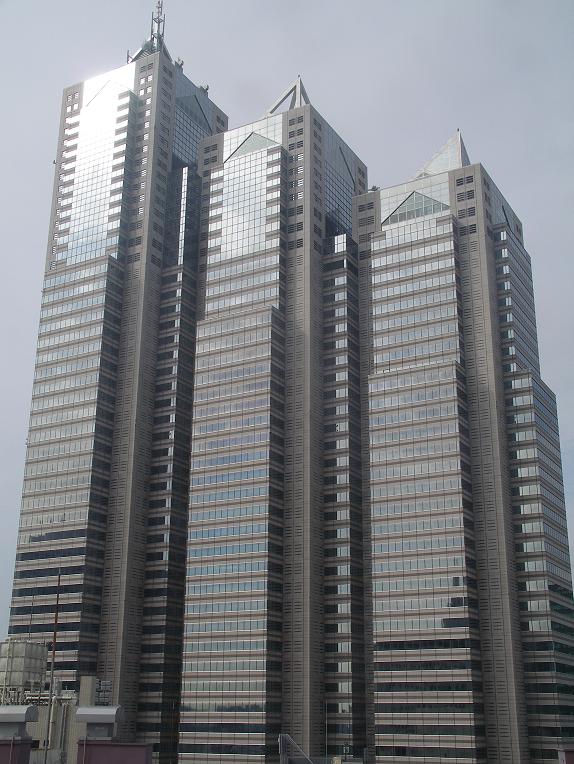 昼間のパークハイアット東京