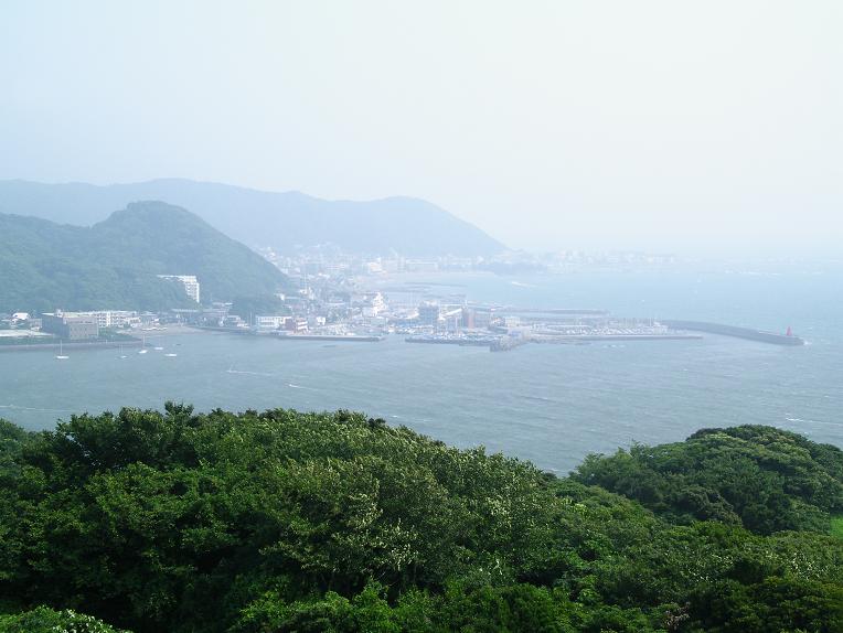 神奈川県逗子市披露山公園から見た湘南の海