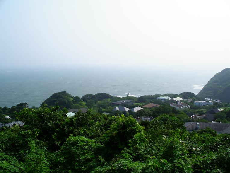 神奈川県逗子市披露山公園から見た湘南の海