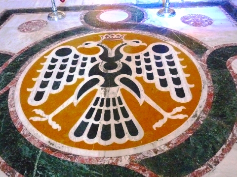 サントリーニの大聖堂　7