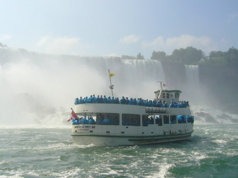 ナイアガラフォールズ　11