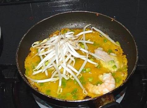 ベトナム中部お好み焼 4