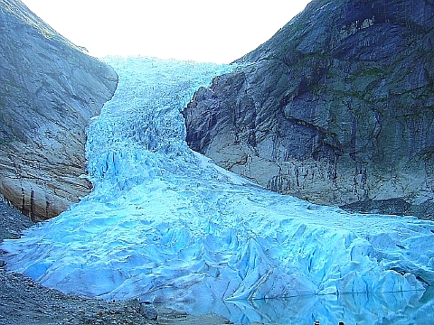 ブリクスダール氷河　 1