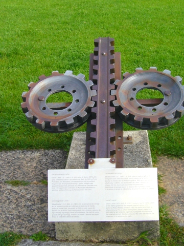 ピラトゥス鉄道の登山電車　3　歯型のレール