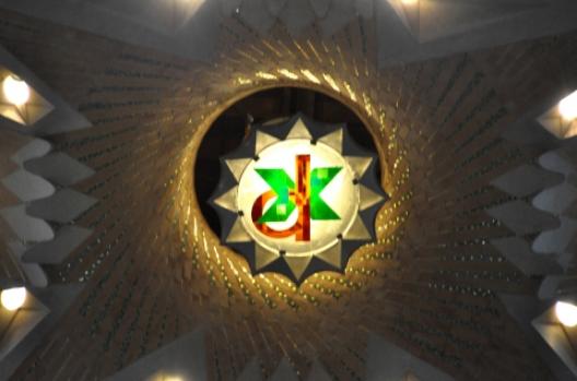 サグラダ・フアミリア 81