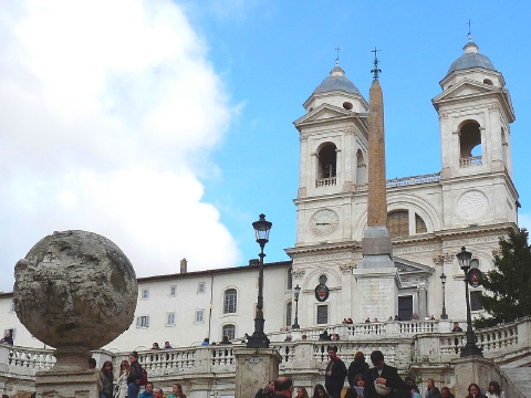 トリニタ・ディ・モンティ教会