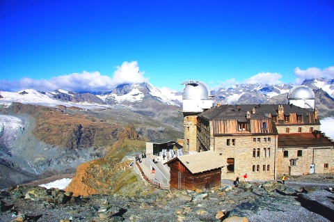 ゴルナグラードのホテルと展望台