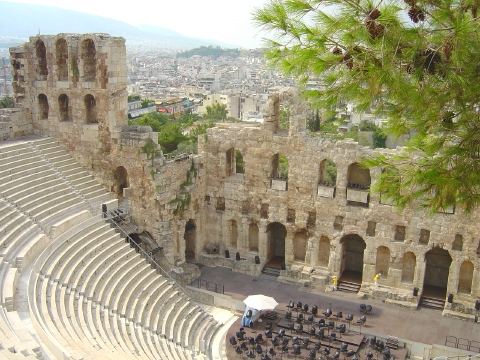アクロポリス、イロド・アティコス音楽堂　2